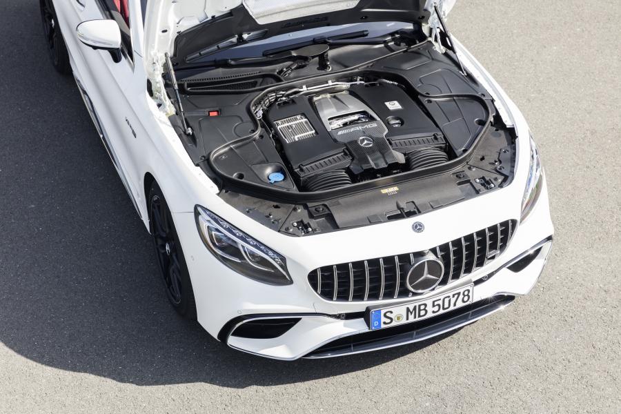 Моторный отсек Mercedes-AMG S63 4Matic+ Cabriolet (A217) 2017 года  (WW) (фото 25 из 28)